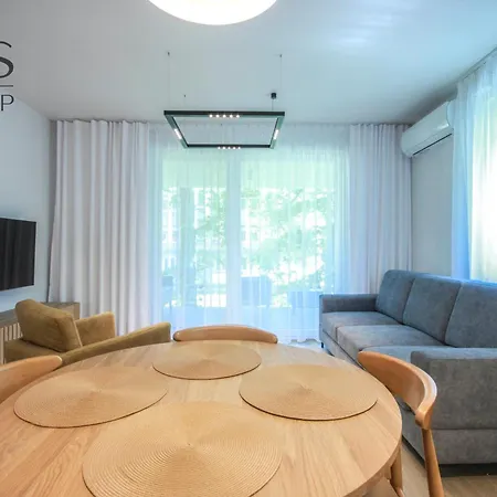 Beautiful In The Center With An Underground Garage *
